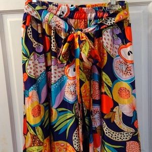 Flowy silk feel fruit print maxi circle skirt L